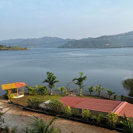 Swiss Lake Resort Lavasa Dış mekan fotoğraf